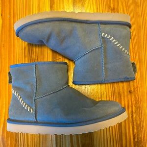 Mens Ugg Classic Mini boots size 13 Indigo